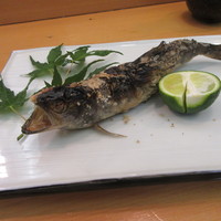 浅草じゅうろく - 「山女魚の炭火塩焼」