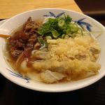 大福うどん - 肉ごぼう天うどん780円