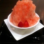 甘味・麺 和話 - 生いちご氷