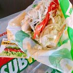 SUBWAY - チーズローストチキン @490円
                      4月27日限定の野菜盛り放題でいつもより野菜がたっぷり！