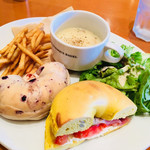 ジュノエスク・ベーグル・カフェ 自由が丘本店 - 