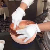 SALONE TOKYO - 目の前で作ってくれます