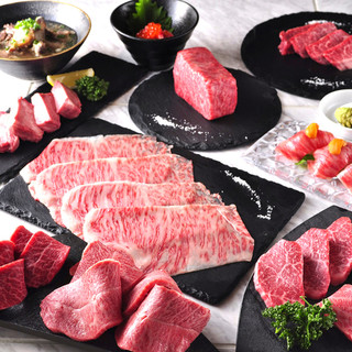 Enjoy carefully selected "A5 rank cows"! We also have the fantastic Ozaki beef!