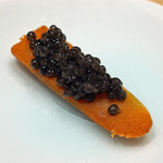 三谷 - カラスミのベルーガ キャビアのせ