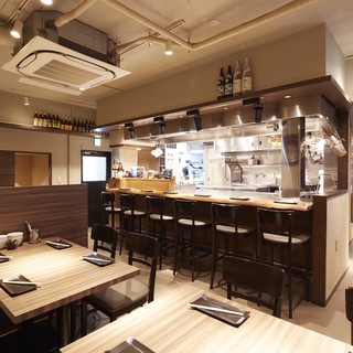 The exciting Teppanyaki will get you both excited! Counter seat date