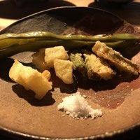 千翠 - 新じゃがと山うどの揚げもの。