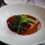 タカズ ビストロ ヴィエス - 蝦夷鹿の赤ワイン煮