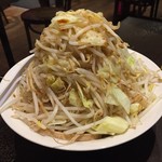 天海 - ラーメン並（野菜アブラからめ増し増し、ニンニク別皿）