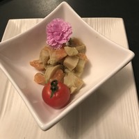 鉄板焼レストラン八景 - なんと食用のカーネーション