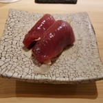 鮨 なんば - 鹿児島の鰹 ノワールのホワイトアスパラガスを巻いて