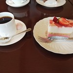 フランス菓子 イヴリーヌ - 