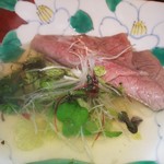 中島町倶楽部 - お肉の下にはハーブとか色々