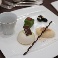 ホテルグランヴィア京都 - 2018.4 祇園辻利の抹茶を使った豆乳のムース、黒蜜ソースとバニラアイス