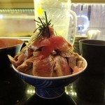 魚と酒 はなたれ 新橋店 - 海鮮丼横景