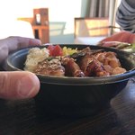 炭火焼居酒屋龍王 - 焼鳥丼