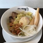 Ra-Men Chikin Yarou - スモーク焼豚の春和え麺