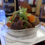 灯 - 牛すじ煮込み