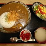 一滴枡 - 牛モツカレー