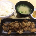 五郎八 - ホルモン定食(1100円)