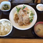 オドデ館食堂 - 生姜焼き定食¥880