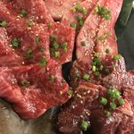 ホルモン焼肉 肉の大山 - 