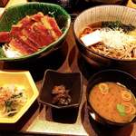 Toure Muromachi Shain Kurabu - 牛カツ丼と冷たいお蕎麦