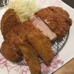 とんかつ専門店萬 - 黒豚リブロースかつ定食（数量限定）