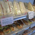 ベーカリーいずみ - 店内
