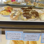 ベーカリーいずみ - 店内