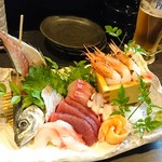 魚魚家 - お刺身盛合せ (1500円)