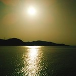 Kafemasagi - 夕方の海と太陽、海面のキラキラ☆
