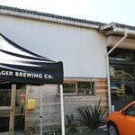 Voyager Brewing - 工場だった建物を流用