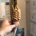 ジェラテリア アクオリーナ - キャラメルのジェラートソフと（600円）税込