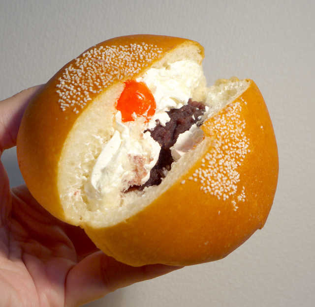 南相馬のご当地パン よつわり 甘すぎず美味 単純明快なハンバーガーもイイネ By よい子 はらまち製パン 原ノ町 パン 食べログ