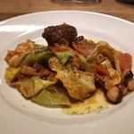 スガハラ - 宮城 黒豚 肩ロース トマト煮込み（キャベツ + パンダ菜豆）（アップ）