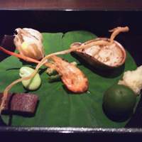 銀座 座屋 - 前菜　ほおづき　手長海老　そら豆　鱧骨揚げ　などなど