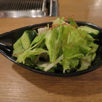 お肉屋 けいすけ 三男坊 - お口直しのサラダ