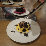 お肉屋 けいすけ 三男坊 - 究極三男坊ライス　究極と至高のトリュフオムライス