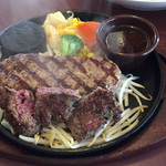 カウベル - 弾力バーグ&熟成牛カットステーキ