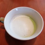 チェルシーカフェ - そら豆のスープ