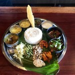 Spice&Dining KALA - ノンベジタリアンミールス(1600円)＋ふるの牛レア・ピックル3P(1,200円)＋チキン･チェティナード(400円)