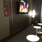 SKY HUB LOUNGE - 