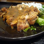 Sandaimetorimero - 炭火焼き鶏肉ステーキ