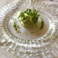 オーベルジュ・ドゥ・オオイシ - 最初の前菜    アボカドのサラダ仕立てです。