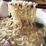 Yonezawa Ramen Suehiro - 細ちぢれ麺