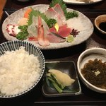 Kaisen Dokoro Kyoudai - おまかせ刺身定食