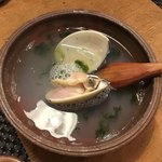 酒囲屋本店 - 特大はまぐり（酒蒸し）