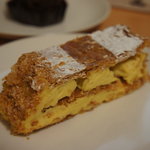 【2011.2.11】ミルフィーユ・バニラ(550円)♪パイ生地とカスタードクリームのバランスが素晴らしいです！