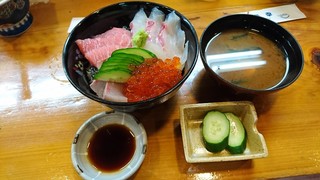 海幸 - 海鮮丼800円✌️
