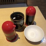 格安王将　都島店 - 餃子用の醤油＆ラー油♪